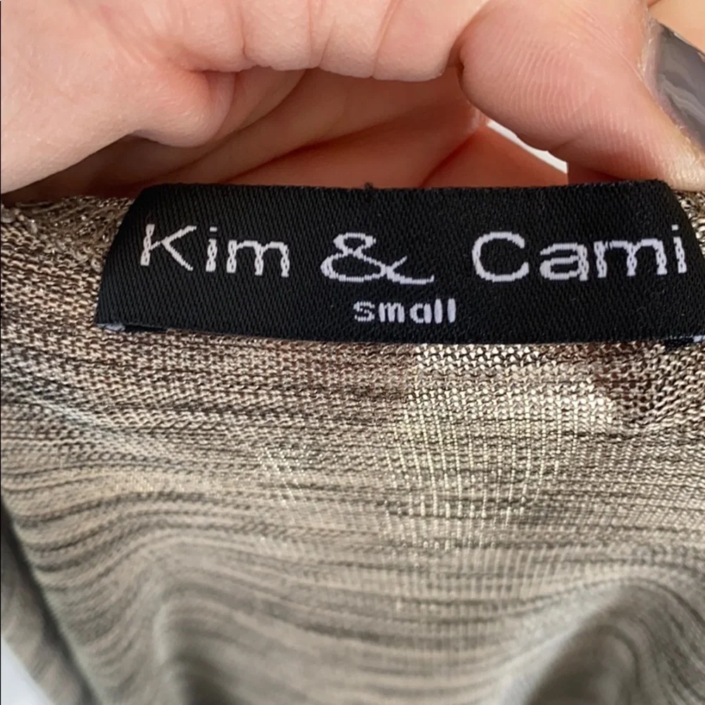 Kim & Cami shirt size S
